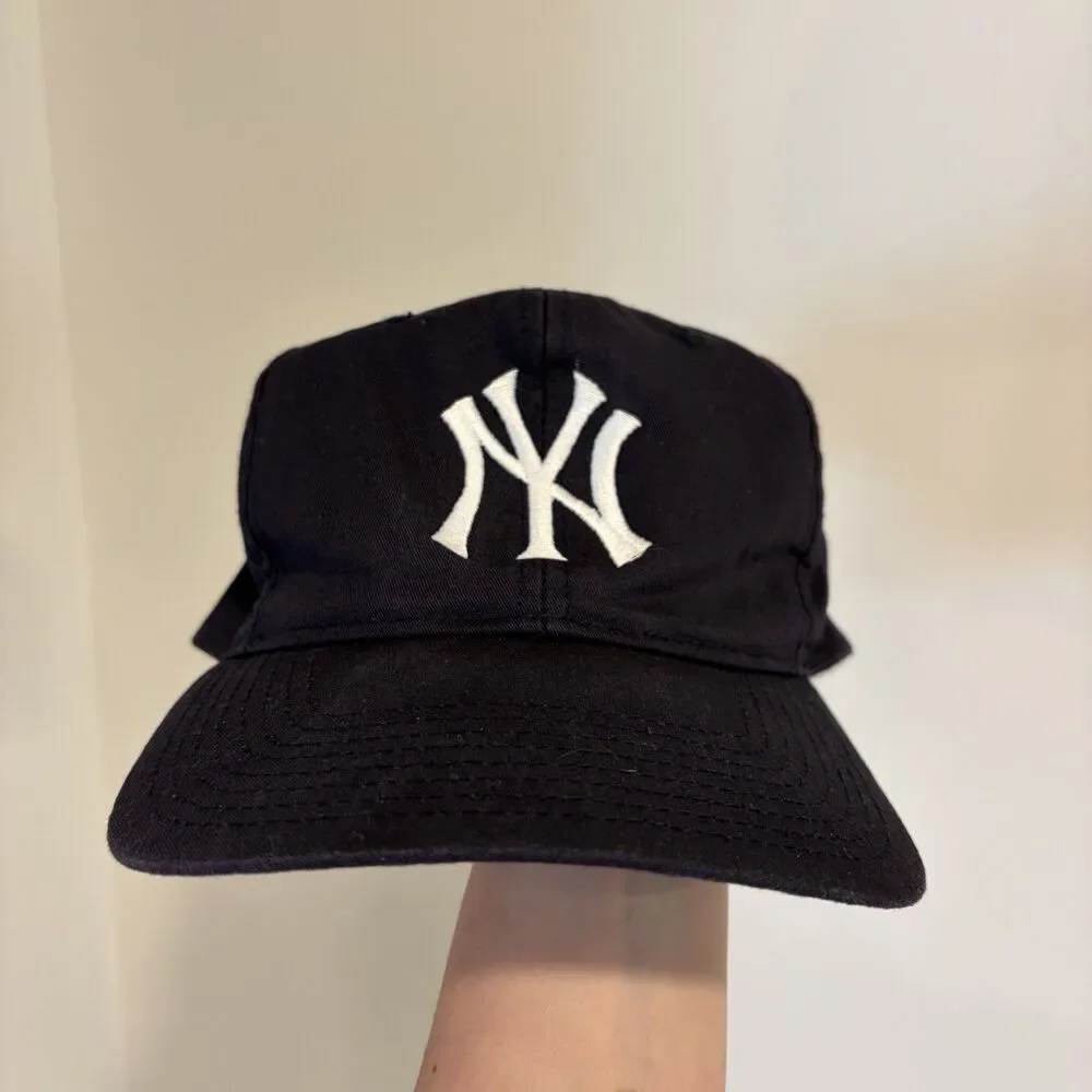 Vintage New York Yankees Twins Enterprise MLB Baseball Cap Hat OSFA Macau